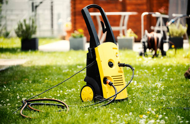 Best Residential House Exterior Washing  in Redway, CA